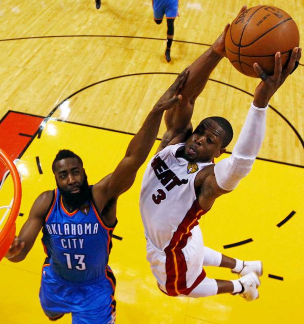 MiamiHeatBrasil's tweet photo. #1000Dunks #WaDeus #HeatLifer https://t.co/kL7bDaIUfU