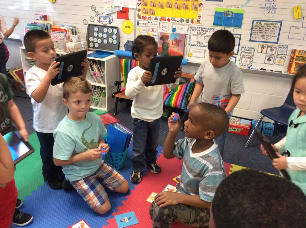 EcholsFirsties's tweet photo. PreK was on the hunt for the letter O in first grade! @WoodwayElem @Stephenson_WWE #wwlearn https://t.co/06qgA49gWm