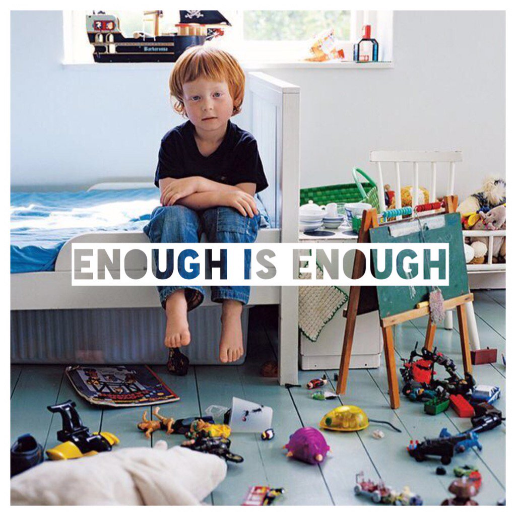 moms_list's tweet photo. De-clutter your life with us at https://t.co/JRVefUUrBU  #NationalStressAwarenessDay https://t.co/yA0AVMAx4J