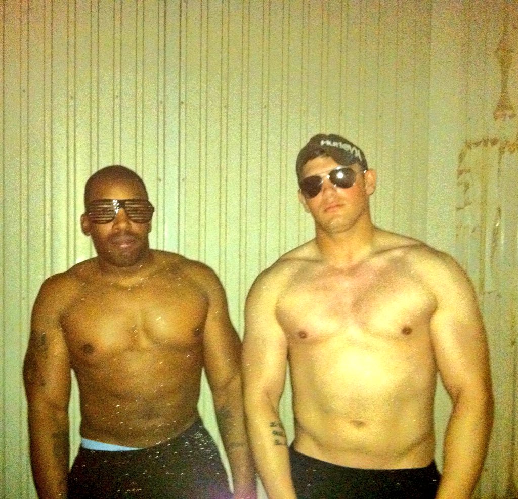 Matt__Kelley's tweet photo. @EleyLarry #back2back #pitbullbashbrothers #fuckramadi https://t.co/1R03rbPEao