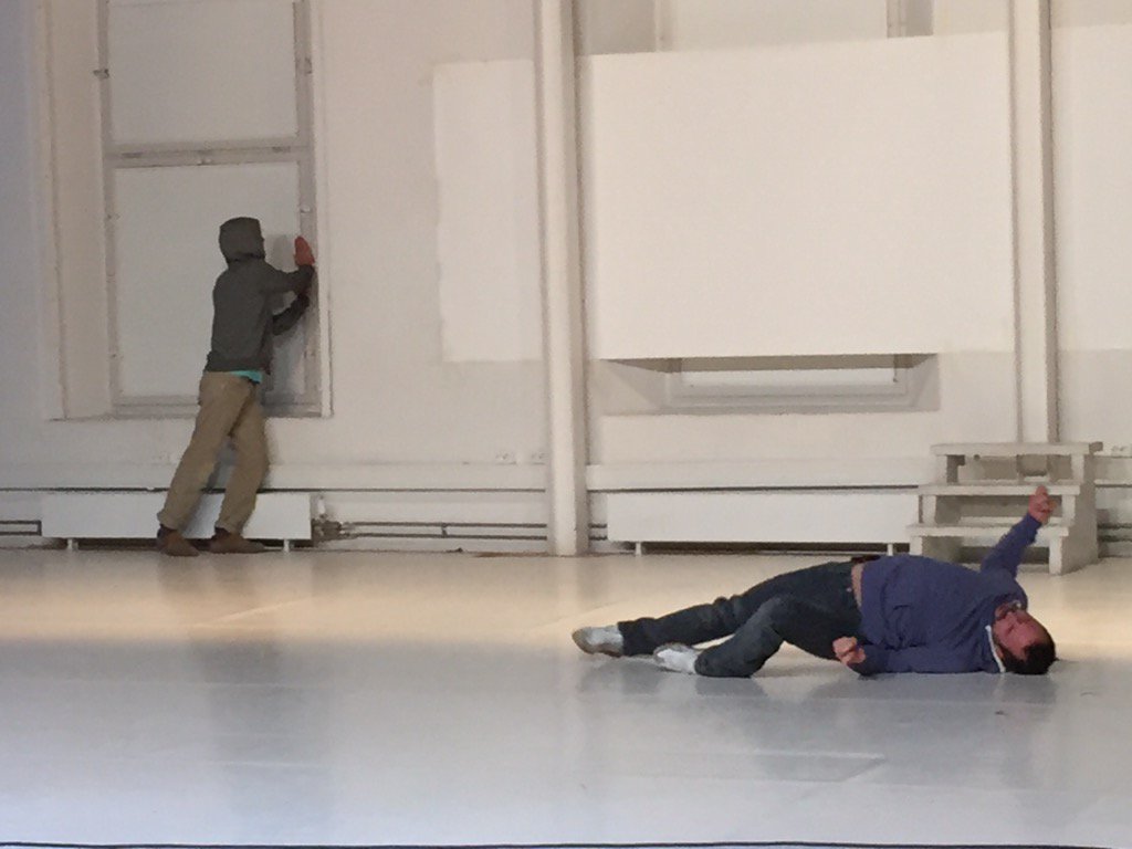 6second_opera's tweet photo. There Are No Such Things As Silly Things: Philippe Blanchard #dancing at MDT https://t.co/UJVsGdpPb2