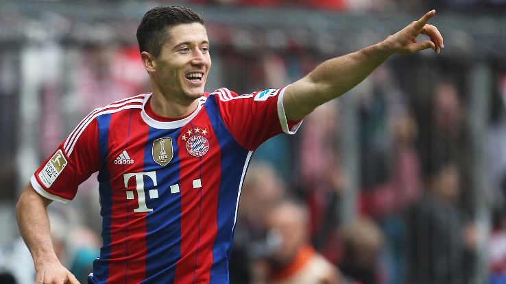 FootballFunnnys's tweet image. RT if you think Lewandowski is the best striker in the world right now.