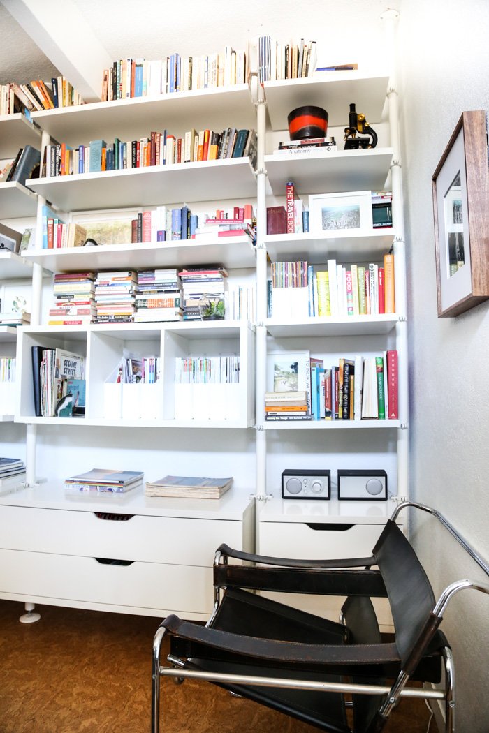 TheSnugOnline's tweet photo. An affordable #closetsystem #hack! https://t.co/FeHvjZbI4h https://t.co/p3Io1YpChA