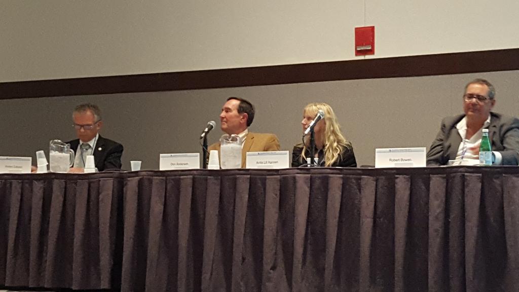 magnus_s_n's tweet photo. Expert panel on oceans and human health at #TSW15 Swing by and ask your question or tweet it to #TSW15 https://t.co/NGM2qvCCEc
