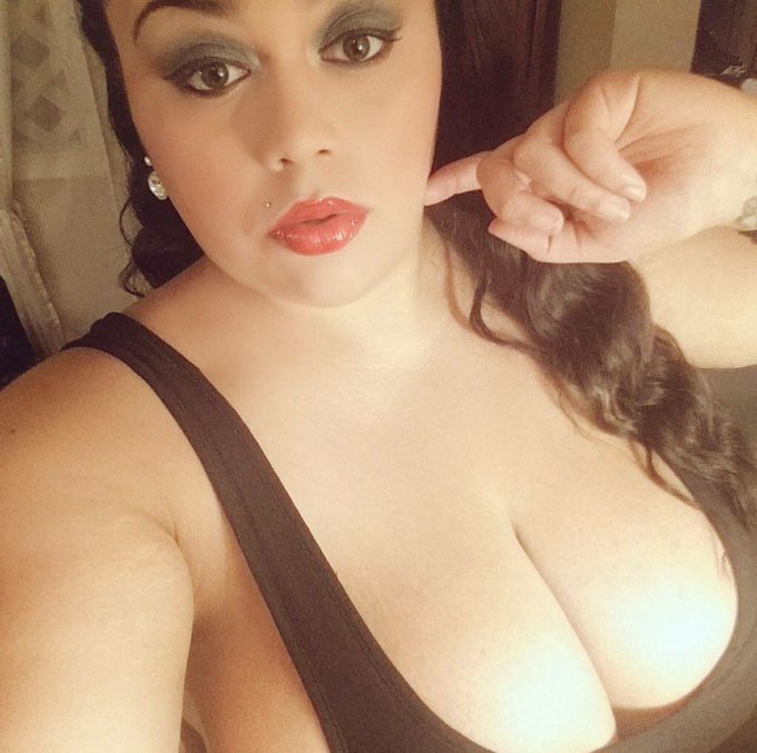 📢📣 My #WCW .. Just came across this chick and let me tell you.. I'm crushing!! Sexy ass @plumperchristy<a href="/tag/wcw"class="tags">#WCW</a>