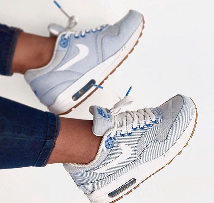 AirMaxSolo's tweet photo. Nike Air Max 1 Pinstripe. https://t.co/tQU9dAnf9Y