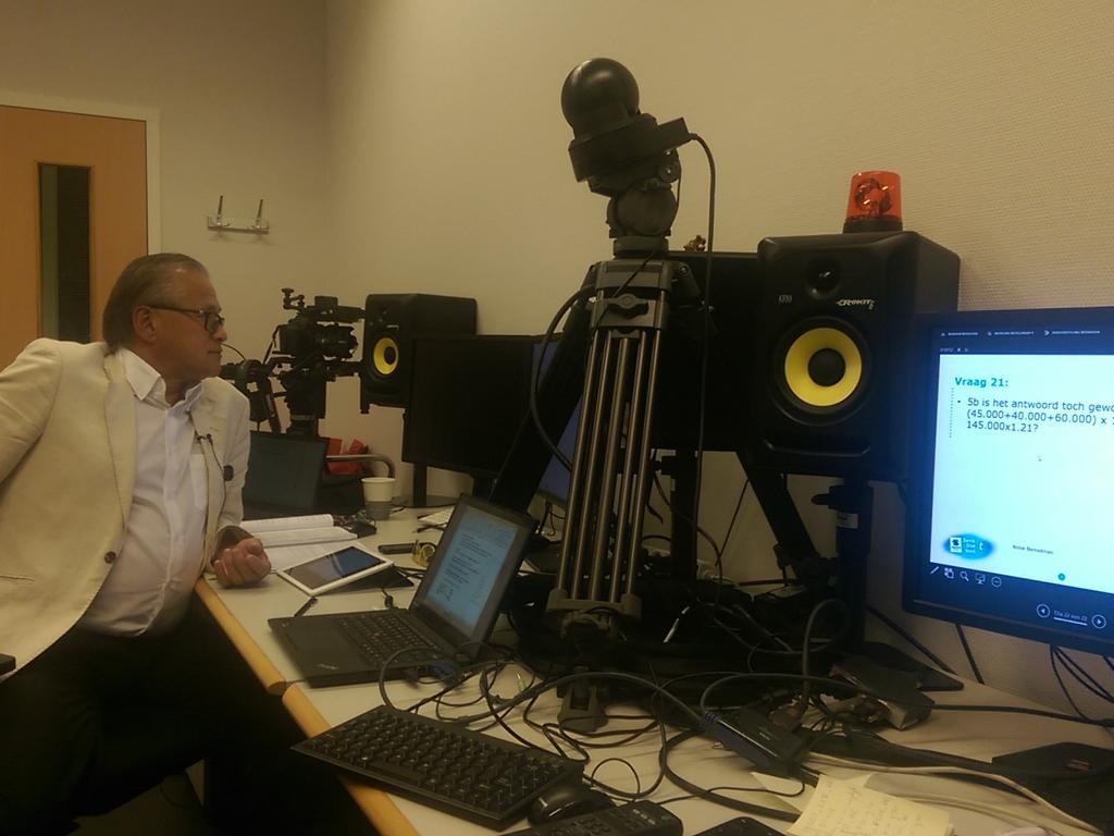 WeblecturesHSL's tweet image. Live-college met @arnoldvandercapellen financieel management 1