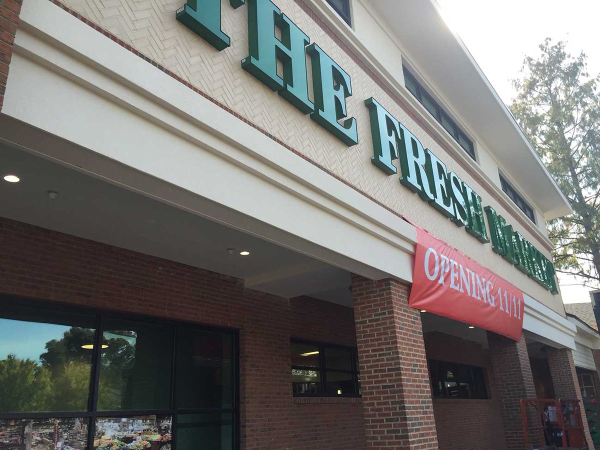 axioscharlotte's tweet photo. Fresh Market opens in Dilworth on 11/11. What to know about the grocer: https://t.co/MtimTZuZjL https://t.co/Czmldi5dre