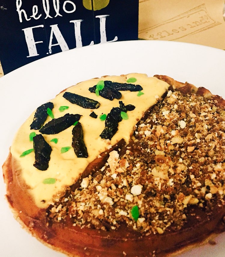wafflesinc4's tweet photo. Adding to our Fall Menu Come and try our pumpkin pie waffle, and also don't forget about our pumpkin mole https://t.co/NQCjlnE0LZ