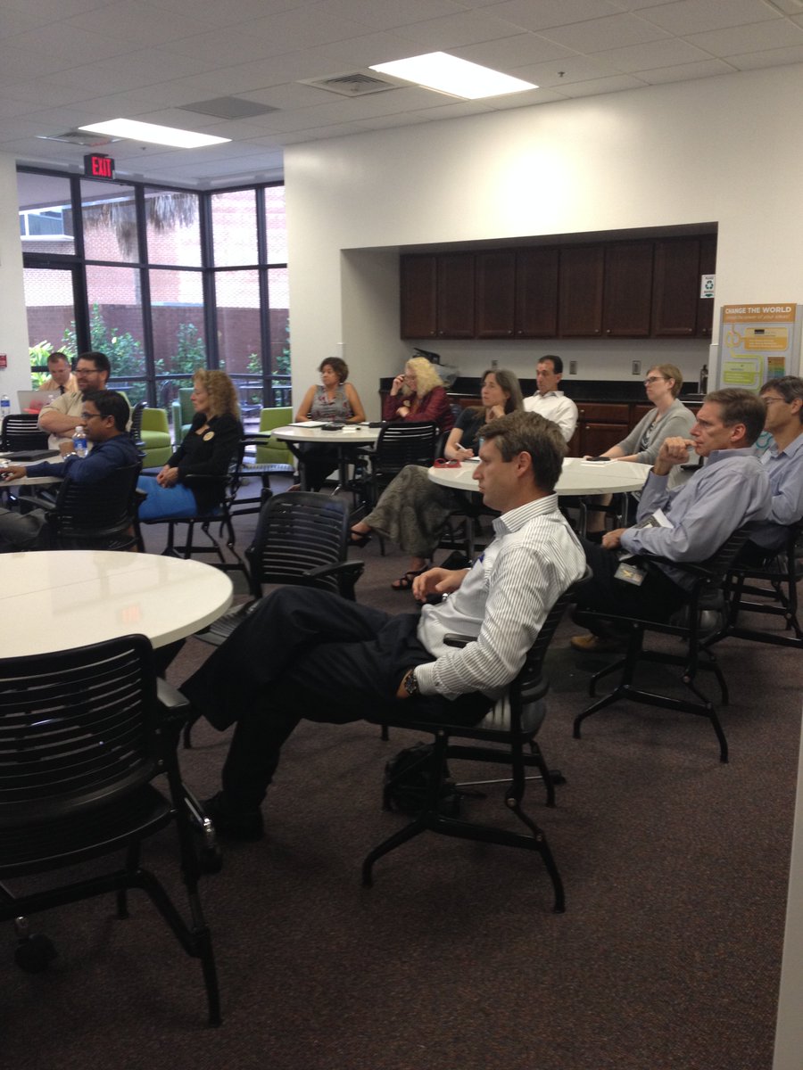 UCFinnovation's tweet photo. Asad Nawaz with @uspto talks to @UCF students & faculty today on Intellectual Property Overview #IP #UCFTechTransfer https://t.co/QCoS3PTRzo