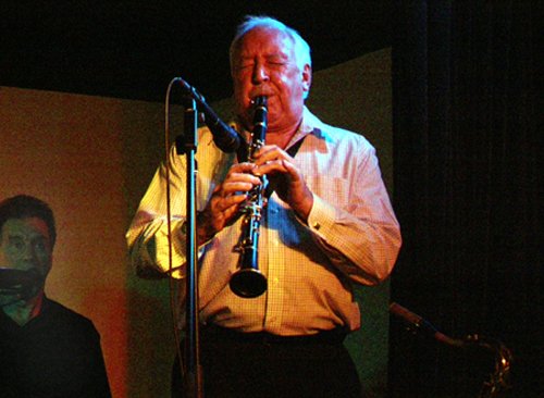 #jazz #sax Frank Brooker Quartet Thur 5/11 8.15pm The Red Lion @YO266PR <a href="/Upper_Poppleton/">Upper Poppleton</a> #yorkshirehour Free entry
