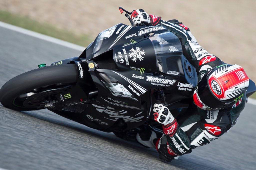 jonathanrea's tweet photo. Testing testing testing! Two good days on my new bike! #stepbystep #team65 https://t.co/WuKZrf7DS5