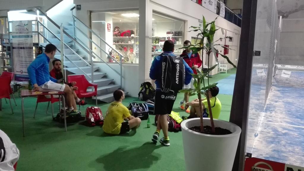 MATCHBALLCENTER's tweet photo. Feel the moments' @EPT_padeltour @34Suite #M500Airbus #MBC https://t.co/qN0sosnkNV