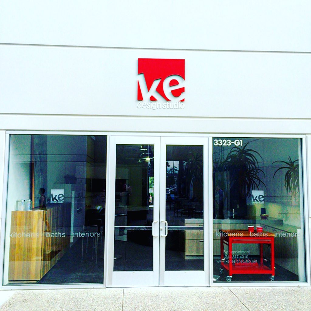 StudioKe's tweet photo. #SOCOCollection @SOCOCollection love the outdoors SoCo mall, great spaces, wonderful food and KE Design Studio https://t.co/6aQ5Upsg2V