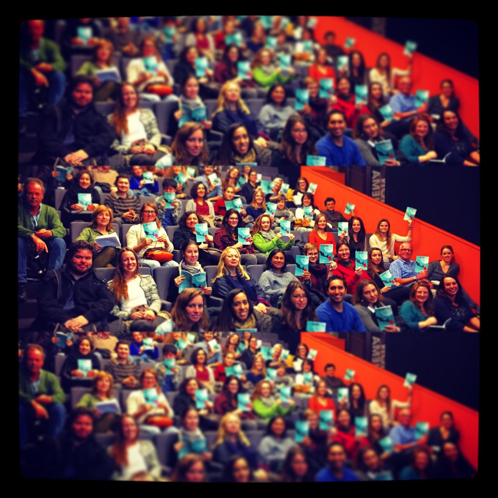 FestivalFILMAR's tweet photo. Merveilleuse séance avec nos bénévoles! J-10 @FestivalFILMAR #lovebénévoles #filmar2015 https://t.co/ocgqMexAHF