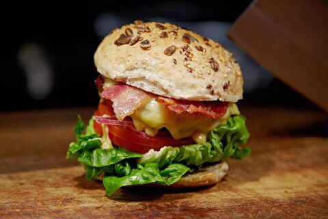 Coqbull_Limk's tweet photo. WIN dinner for 2 with Coqtails to celebrate opening our Limerick restaurant tonight...simply retweet to win #burgers https://t.co/xKTzgyCFHF