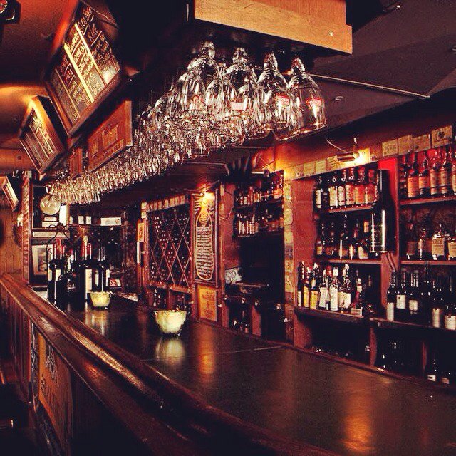 We're bartending tonight <a href="/OttVinebar/">Vineyards</a> in the Market 7-9pm. Live jazz, great brews and a sample or 2. Come join us!