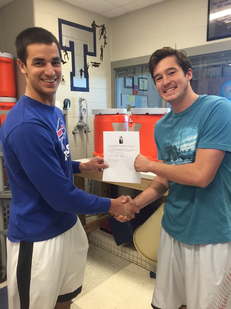 PLSHunters's tweet photo. Rejecting offer from Papio South, Adam Gadsden signs with the 50 Tysons! https://t.co/QHeLUhhnaY