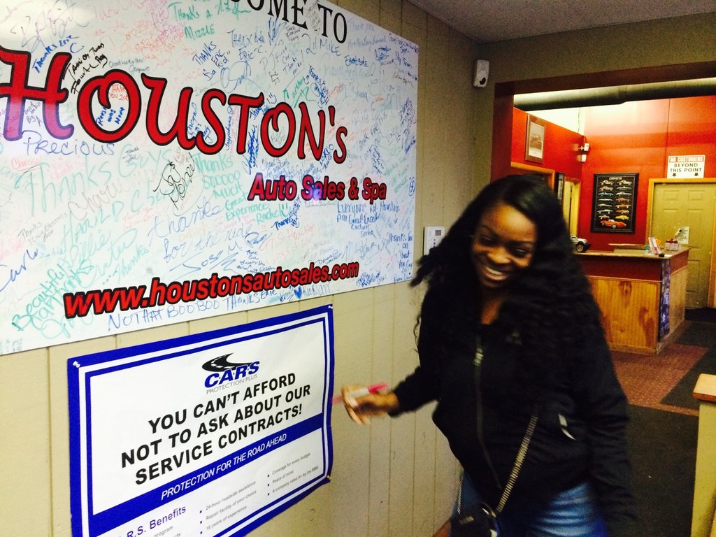 houstonsautos's tweet photo. Tonisha Jones was more than excited about her newly purchased 07 Chevy Impala. Congrats and thanks!! 
#houstonsauto https://t.co/wnj9YneGJh
