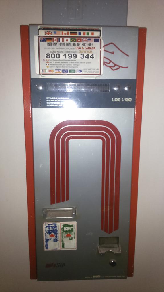 magazzu's tweet photo. Prendo la scheda da 5.000 lire o quella da 10.000? Cimeli SIP negli hotel di Roma... https://t.co/0hCVA3zsz5
