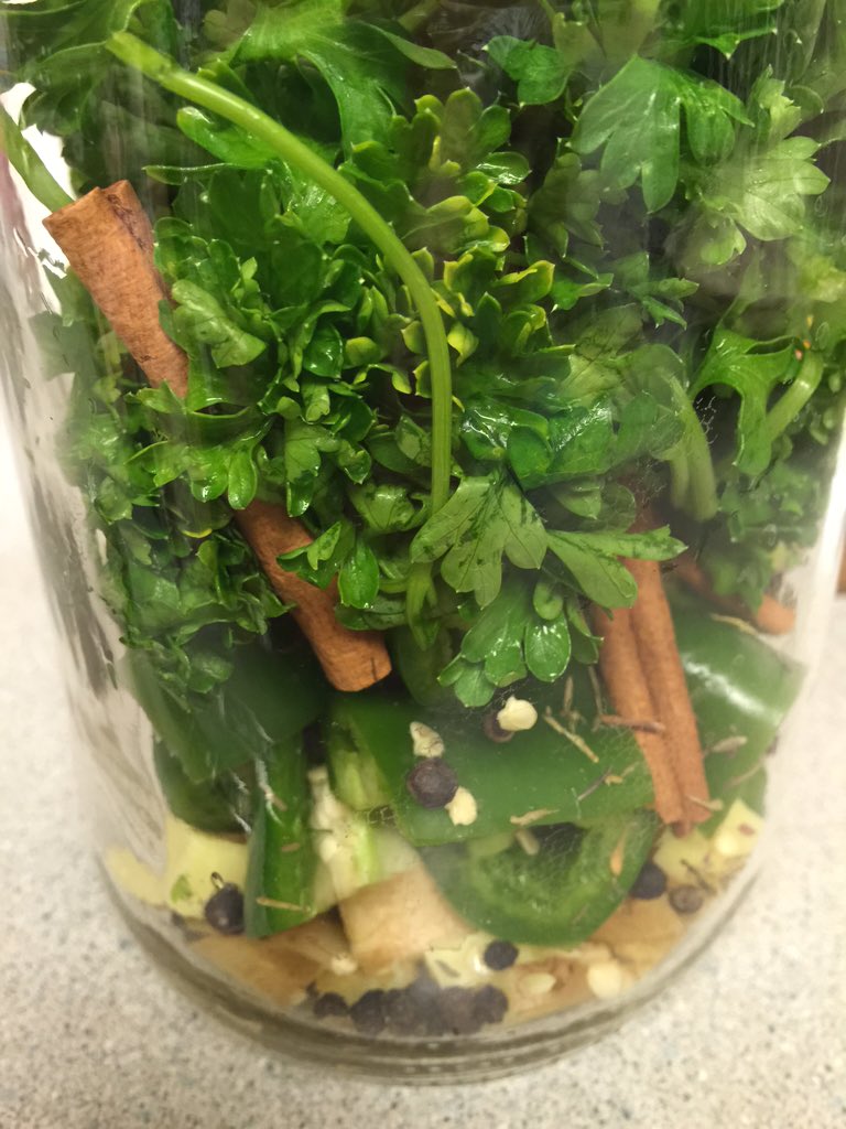 FermentersKitch's tweet photo. Not a true ferment. Good to have on hand! #master tonic #keepsthebugsaway https://t.co/bNpLOr4P73