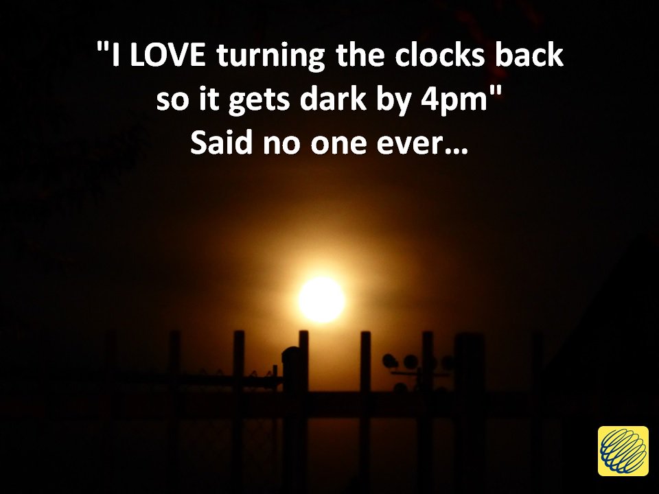 weathernetwork's tweet photo. Don't forget: A time change is coming:  https://t.co/1acWGRJihw https://t.co/OkvTlKmu0w