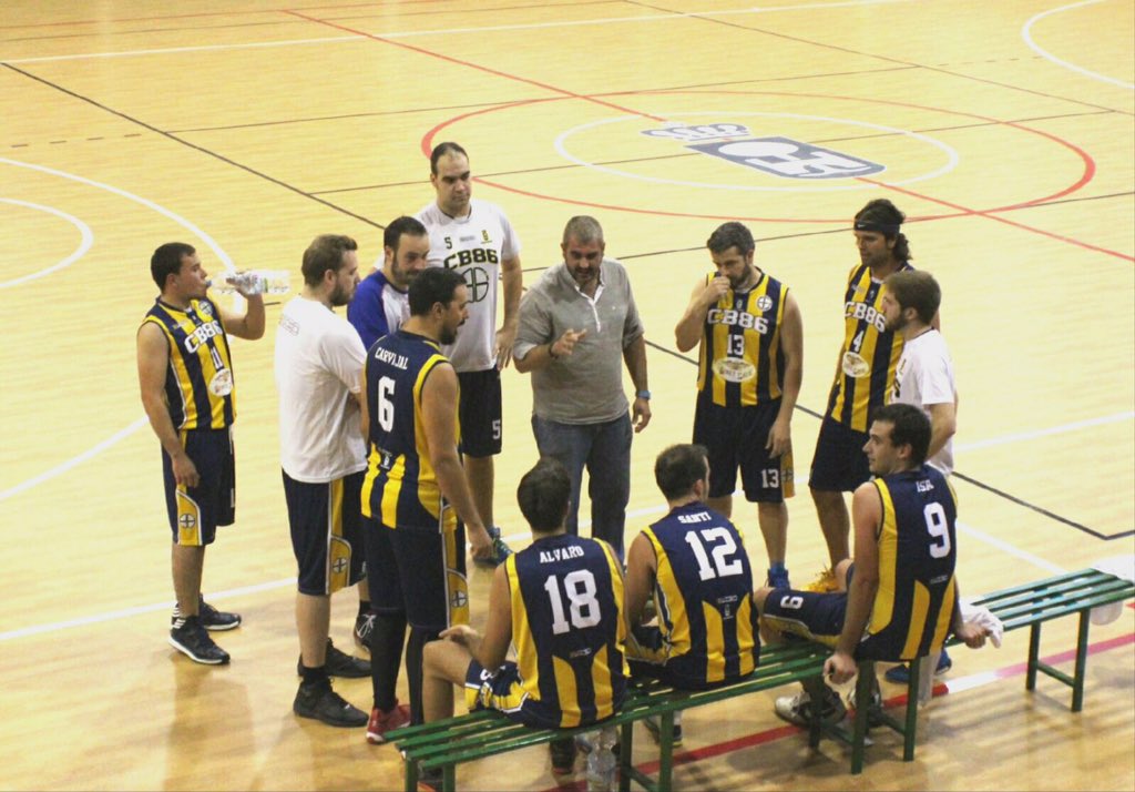 baloncesto_86's tweet photo. Alguna foto del debut en la 15/16! #CB86 #BasketFino #YebesValdeluz #Equipo #Colegas https://t.co/FaktVBRB3M