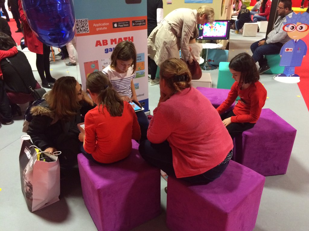 abmathgames's tweet image. Grosse ambiance sur la Paris Games Week pour le premier jour. #PGW