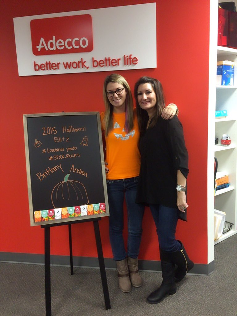 palumboak's tweet photo. @ScottyParrish @jlpfisher2012 @AdeccoUSA #lovewhatyoudo #halloweenfun https://t.co/cl2gboJX7G