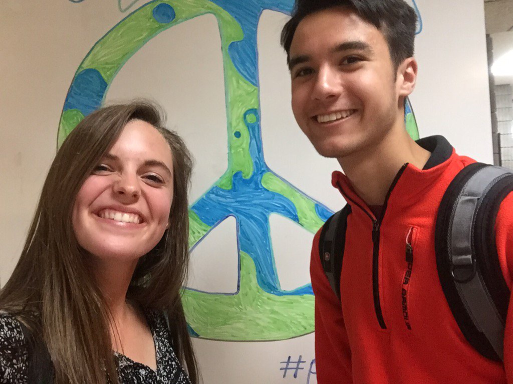 AliHelman's tweet photo. #peaceweek2015 had to post this for bonus points 💁🏼 https://t.co/GxOViUlI4h