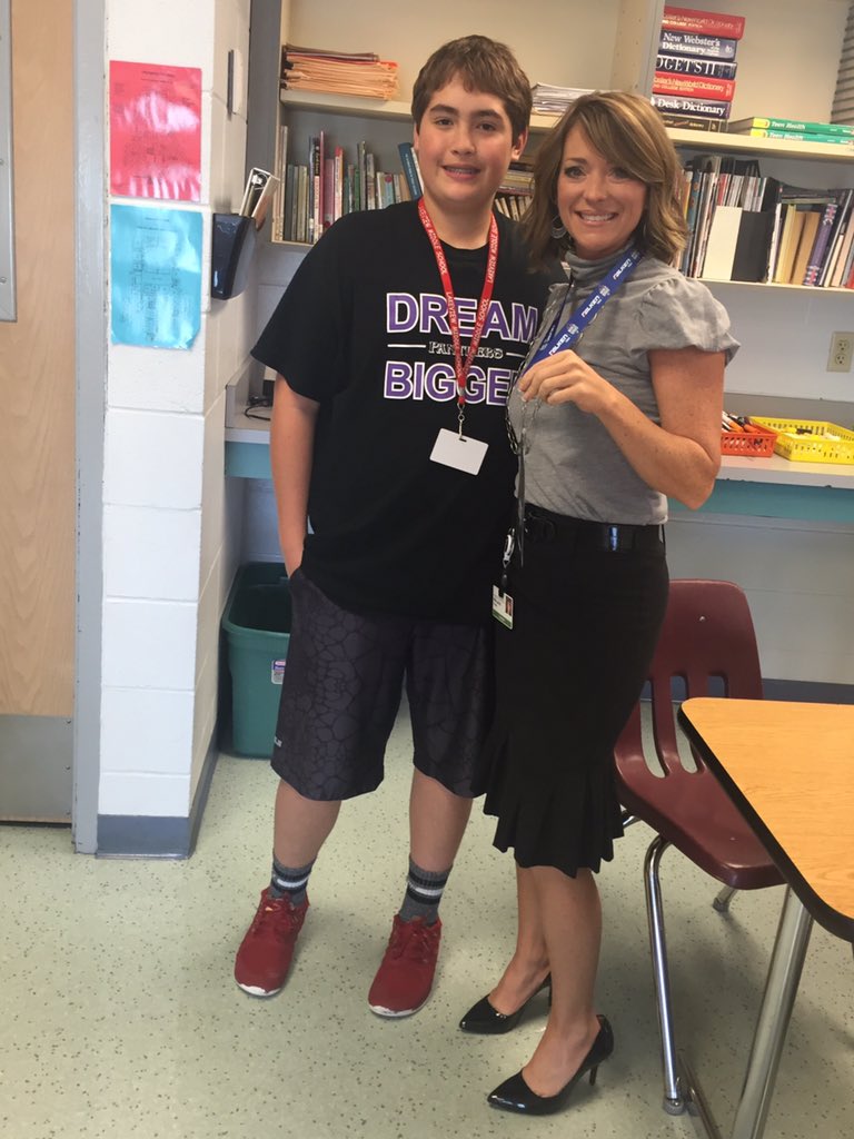 vprindle's tweet photo. This awesome #LMSLegends went to Royals game last night;still on time for school &amp; brought me World Series lanyard! https://t.co/wGzoaBckid
