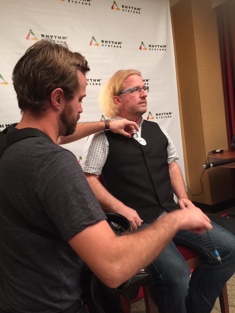 3dcolson's tweet photo. Capturing great moments #BEC15 @LStoria https://t.co/H2TeJroRkA