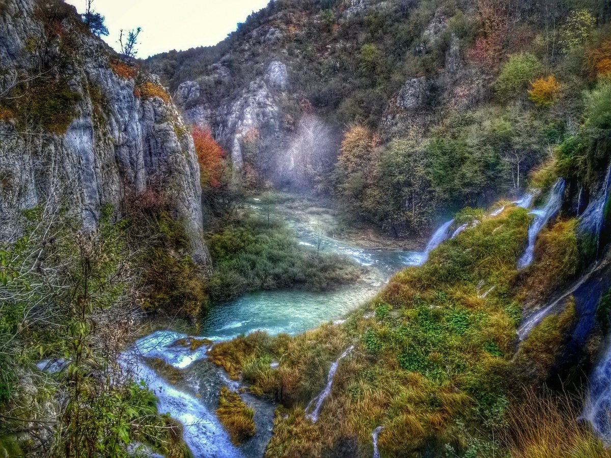 nothinbutanokia's tweet photo. Looks like @ZoranStricevic has been on a long trek discovering the beauty of nature #Lumia830 #NBQN #PicHit
https://t.co/H44kerNnjz