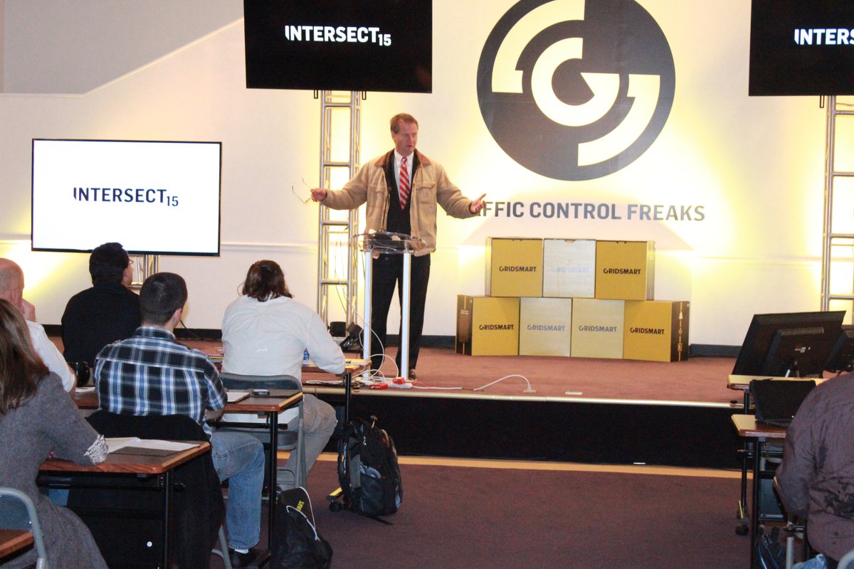 GRIDSMARTTech's tweet photo. Knox County Mayor @timburchett stopped by GRIDSMART this morning to welcome #INTERSECT15 attendees to Knoxville! https://t.co/AGjKZZG0K3