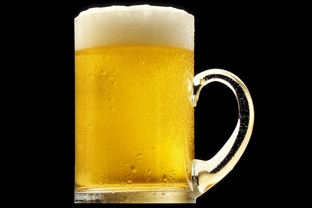 TexasMonthly's tweet photo. TX by the numbers: Total amt of beer consumed in past 8 months: 362.3 million gallons. https://t.co/2Pr9Ks1h9s https://t.co/T3BIeyDZC4
