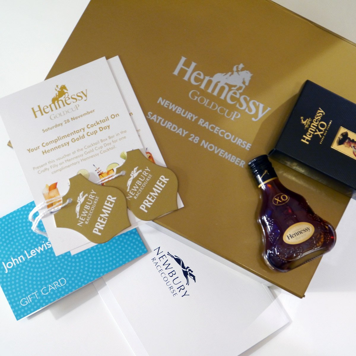 lu_christova's tweet image. Last 2 days to #win tickets and join me for the @NewburyRacing #HennessyGoldCup balgarka.co.uk/winter-races-d… #wininstyle