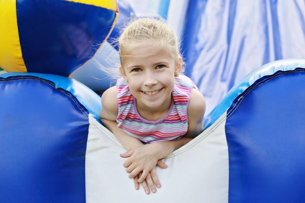 Extremely_Fun's tweet image. &apos;Tis the season for #fall festivities! Make your life easier with a #bouncehouse rental!  waterslideandbouncehouserentals.com/2015/10/childr…
