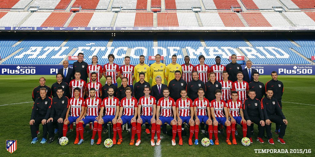 Atleti's tweet photo. ¡Aquí tenéis nuestra foto oficial de la temporada, #AtléticosPorElMundo! #AúpaAtleti https://t.co/sE8ZqwNt2A https://t.co/FUAgXlDk46