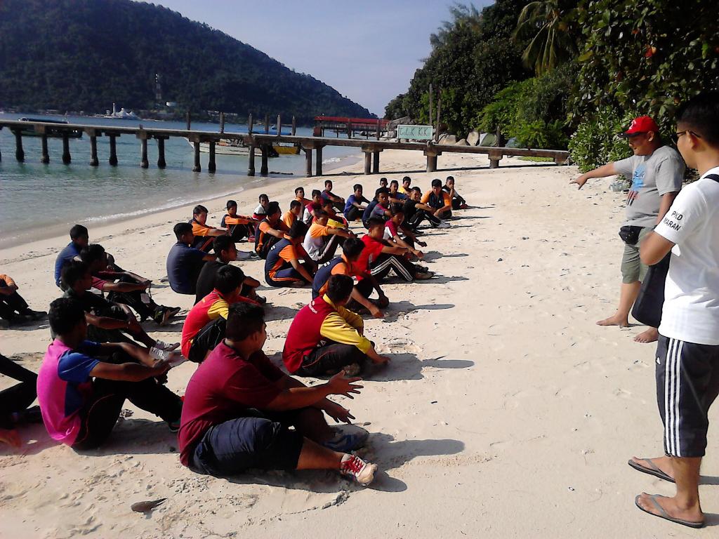 AADK_MARAN's tweet photo. Hari pertama Kem Shields "Mujahadah Diri" @AADK_Pahang @AbdGhani_57 https://t.co/LNu1TJosMf