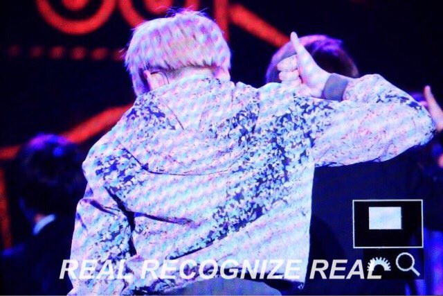 minsuga_kr's tweet photo. 151028 🙊
#방탄소년단 #민윤기 #윤기 #SUGA #슈가 @BTS_twt https://t.co/26DPtziopW