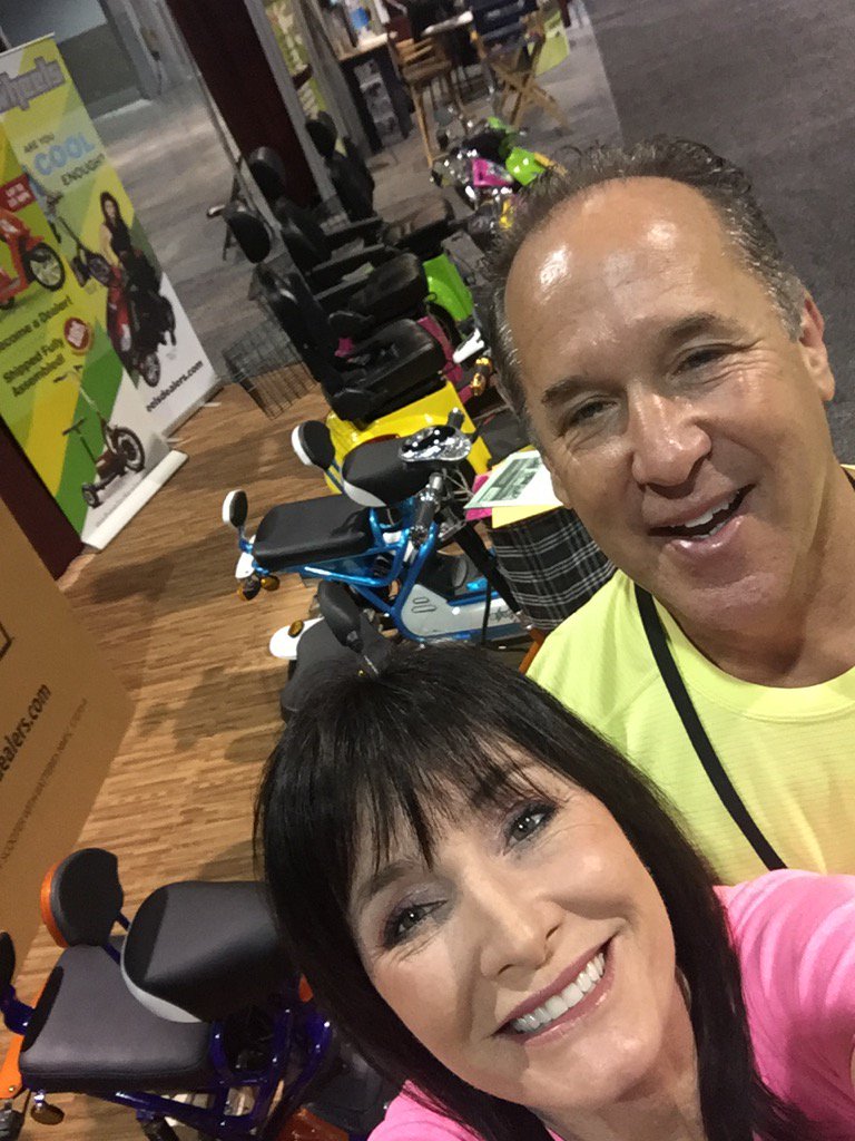 EWheelsAndi's tweet photo. Open the expo doors @MedtradeConnect We are ready! #Medtrade15 https://t.co/Ff8770Y6np