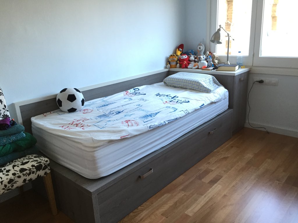dorcasanglas's tweet photo. #habitacions #fusteria https://t.co/73WHaFGxoD