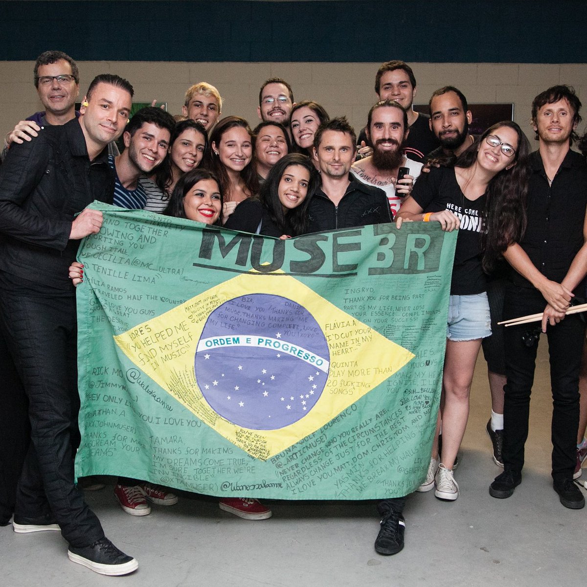 PamRenha's tweet photo. Dia de fã! ❤
#Muse #musebr https://t.co/DT169FhRt1