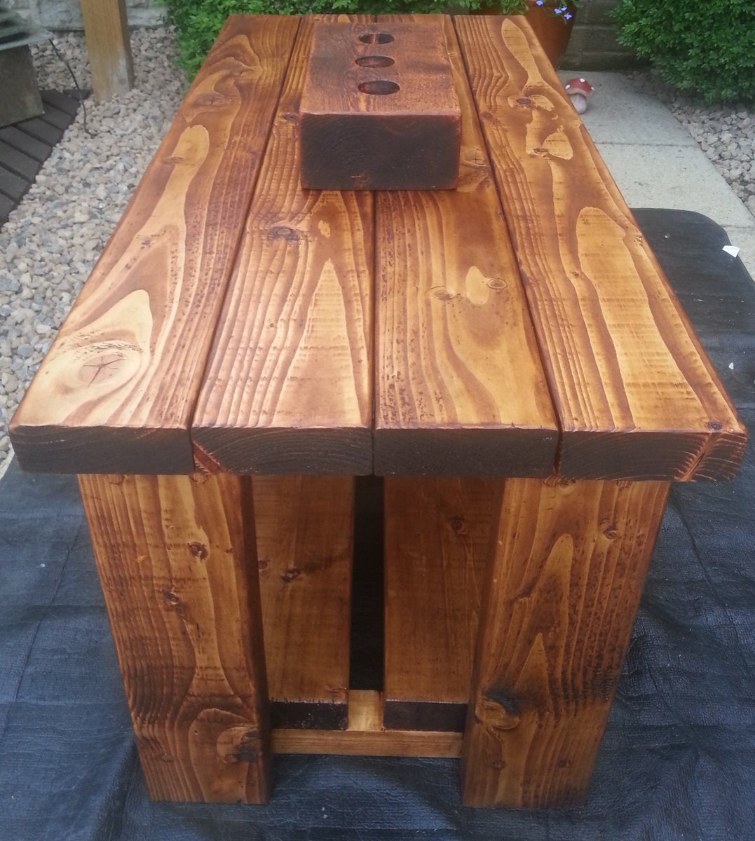 GreavesWood's tweet photo. Small coffee table and matching candle holder,
find them here
https://t.co/uO5LjYDBLg
#handmade #bespoke #furniture https://t.co/Qs5Na01WDg