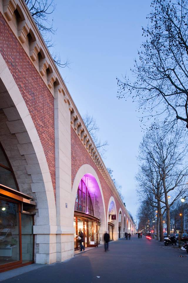 ChocMadagascar's tweet photo. @chocolaterierob https://t.co/UqOP6MLTsU Paris Shop opens! @leviaducdesarts 123Avenue Daumesnil75012 @salonchocolat https://t.co/xnPBR8lssz