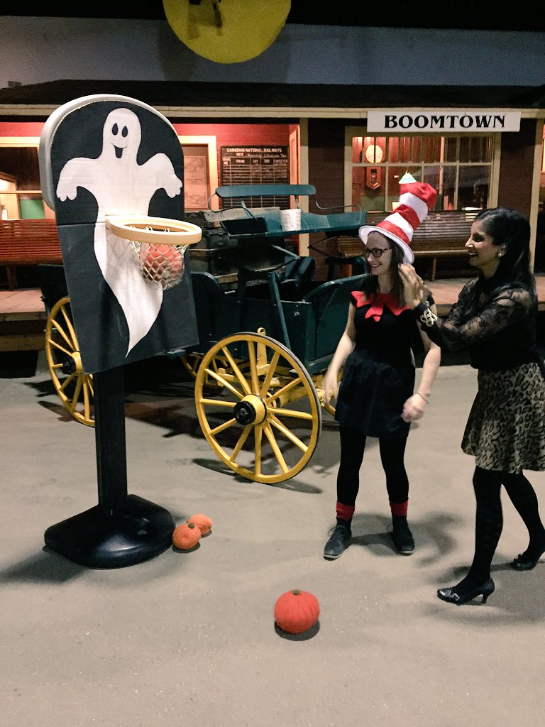 MaleehaCity's tweet photo. Coming up at 8:20 I'll be playing basketball at #BooTown on @CTVMorningStoon! @wdmtweets @sarahengen https://t.co/fQqNjeVZPG