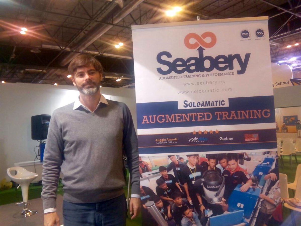 notimerica's tweet photo. #AugmentedTraining o cรณmo educar en digital https://t.co/eM0fkzE5FC @Seabery @SIMOEducacion15 @feriademadrid https://t.co/A3FxkUdU4f