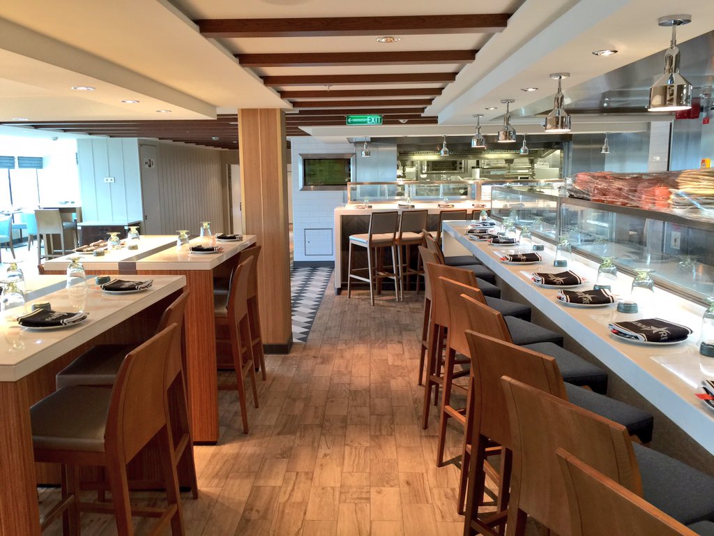 DucklingCruises's tweet photo. "COOL" That's what DirBusDevUK @NCLnickUK @NCL_UK @CruiseNorwegian thinks of #NorwegianEscape Food Republic #myclia https://t.co/gEi18BnZrB