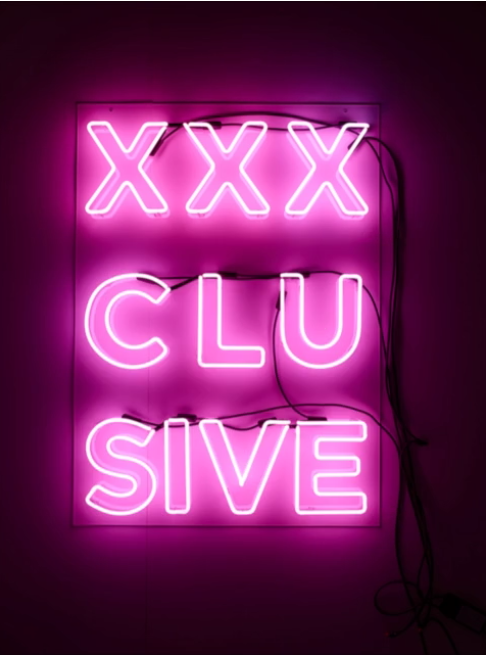 A giff from the 100% Bloomingdales campaign with art director Nimrat Brar graememontgomery.com/100-bloomingda…