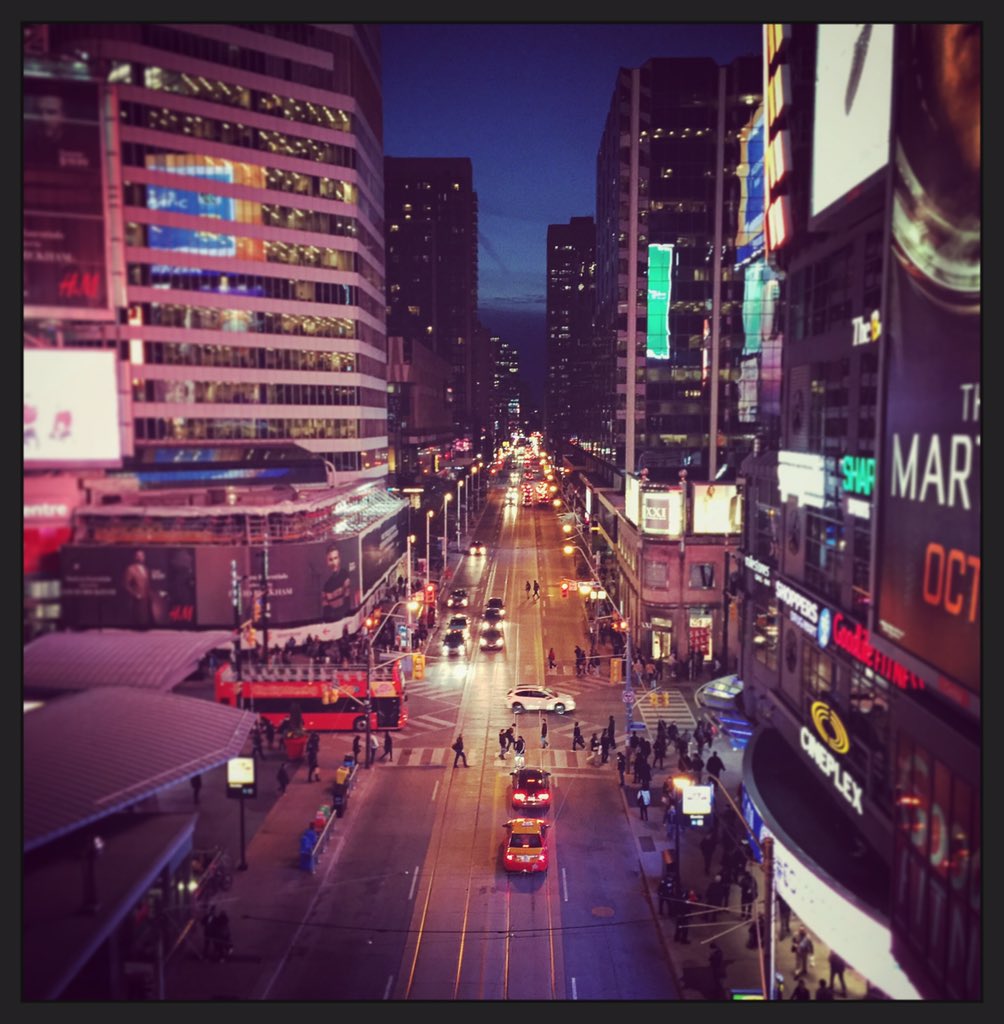 3dlook's tweet photo. Been in Toronto the last two weeks and seen some amazing sights #Toronto #Canada #CNTower https://t.co/d1b0A2c0MI